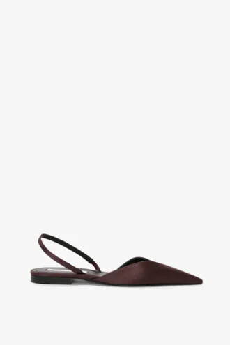 ballerines dos nu the victoria angle en satin bordeaux 1 330x495 - Ballerines &agrave; dos nu The Victoria Angle en satin bordeaux