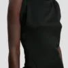 Carla en noir