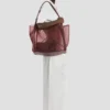 Grand sac cabas Victoria en maille bordeaux Grand sac cabas Victoria en maille bordeaux