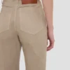Jean Alina en gris pierre