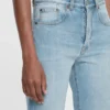 Jeans Victoria délavé bleu clair Jeans Victoria délavé bleu clair