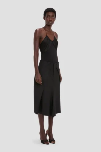 Jupe midi ajustée en noir