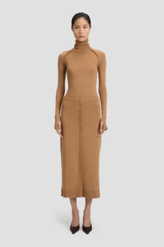 Jupe midi à boutons couleur camel