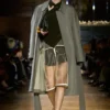 Look AW26 – 19 Look AW26 – 19