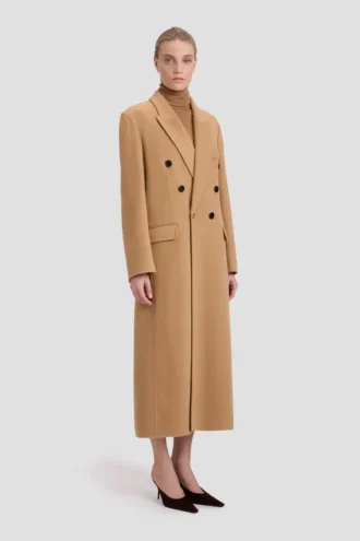 Manteau couleur camel