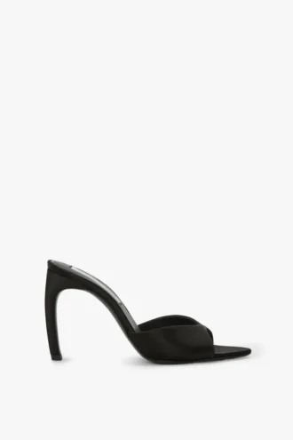 Mule Harlow 100 en satin noir