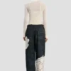 Pantalon cargo à imprimé floral bleu marine foncé Pantalon cargo à imprimé floral bleu marine foncé