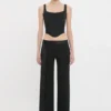 Pantalon à ceinture en satin noir Pantalon à ceinture en satin noir