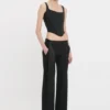 Pantalon à ceinture en satin noir Pantalon à ceinture en satin noir