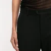 Pantalon classique ajusté en noir Pantalon classique ajusté en noir
