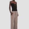 Pantalon à taille plissée en couleur limestone