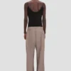 Pantalon à taille plissée en couleur limestone
