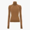 Pull à col montant couleur camel foncé Pull à col montant couleur camel foncé