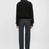 Pull coupe ample en noir Pull coupe ample en noir