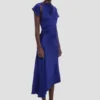 Robe asymétrique torsadée en indigo vif Robe asymétrique torsadée en indigo vif