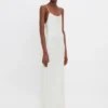 Robe camisole longue en ivoire Robe camisole longue en ivoire