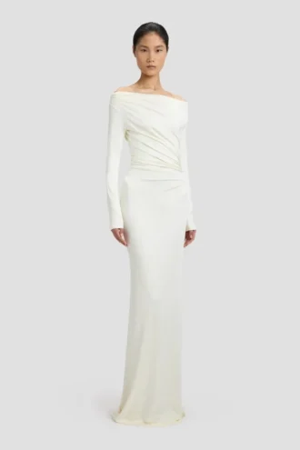Robe dos nu couleur ivoire