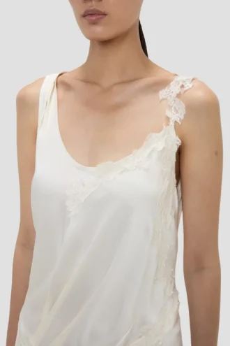 Robe en dentelle ivoire