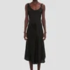 Robe en dentelle noire