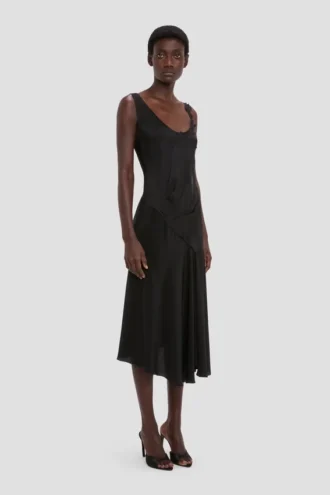 Robe en dentelle noire