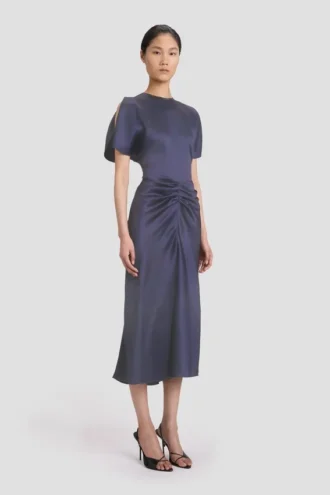 Robe midi Bela en Eclipse Robe midi Bela en Eclipse