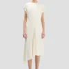 Robe à épaules torsadées, couleur ivoire Robe à épaules torsadées, couleur ivoire