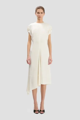 Robe à épaules torsadées, couleur ivoire