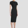 Robe t-shirt ajustée en noir Robe t-shirt ajustée en noir