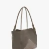 Sac cabas Victoria en daim gris galet Sac cabas Victoria en daim gris galet