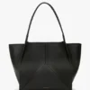 Sac de voyage The Victoria en cuir noir Sac de voyage The Victoria en cuir noir