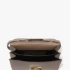 Sac Dorian petit format en cuir gris tourterelle Sac Dorian petit format en cuir gris tourterelle