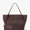 Sac fourre-tout de voyage The Victoria en cuir bordeaux Sac fourre-tout de voyage The Victoria en cuir bordeaux