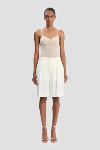 Short ajusté ivoire Short ajusté ivoire