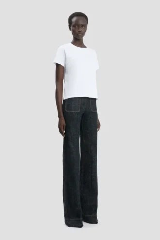 T-shirt ajusté rétréci en blanc